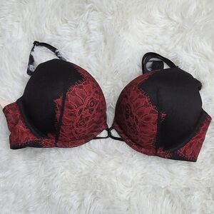3 Victoria Secret bra bundle. Different sizes.